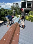 รับเหมาทาสีหลังคาเก่าให้เหมือนใหม่ ภูเก็ต - Suriya Roof