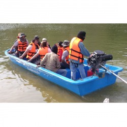 เรือไฟเบอร์กลาส