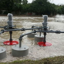 งานติดตั้งเครื่องเติมอากาศผิวน้ำ (SURFACE AERATORS